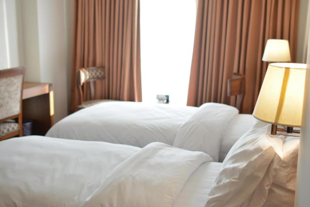 Esquire Hotels & Apartments Rawalpindi Zewnętrze zdjęcie