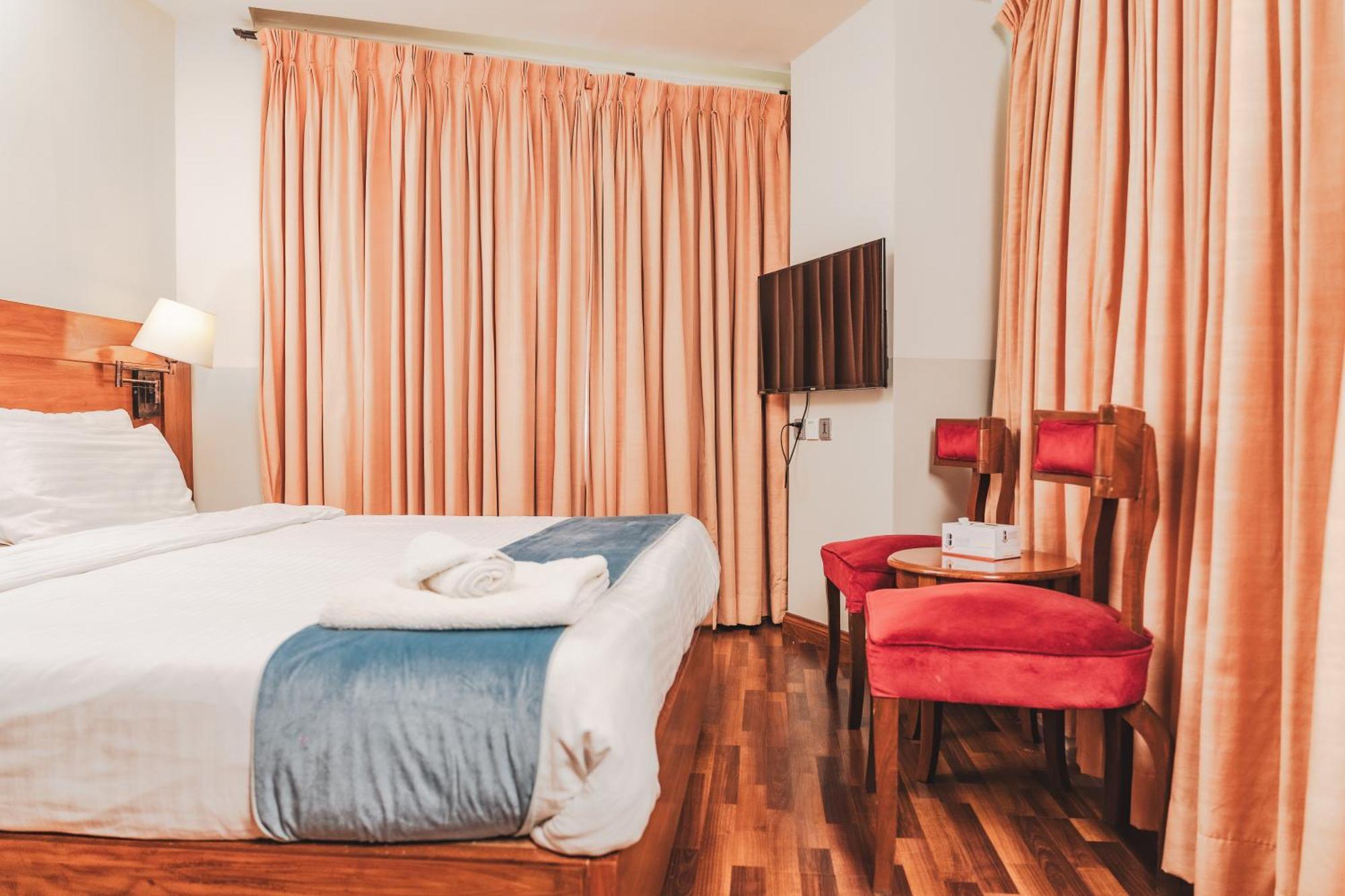 Esquire Hotels & Apartments Rawalpindi Zewnętrze zdjęcie
