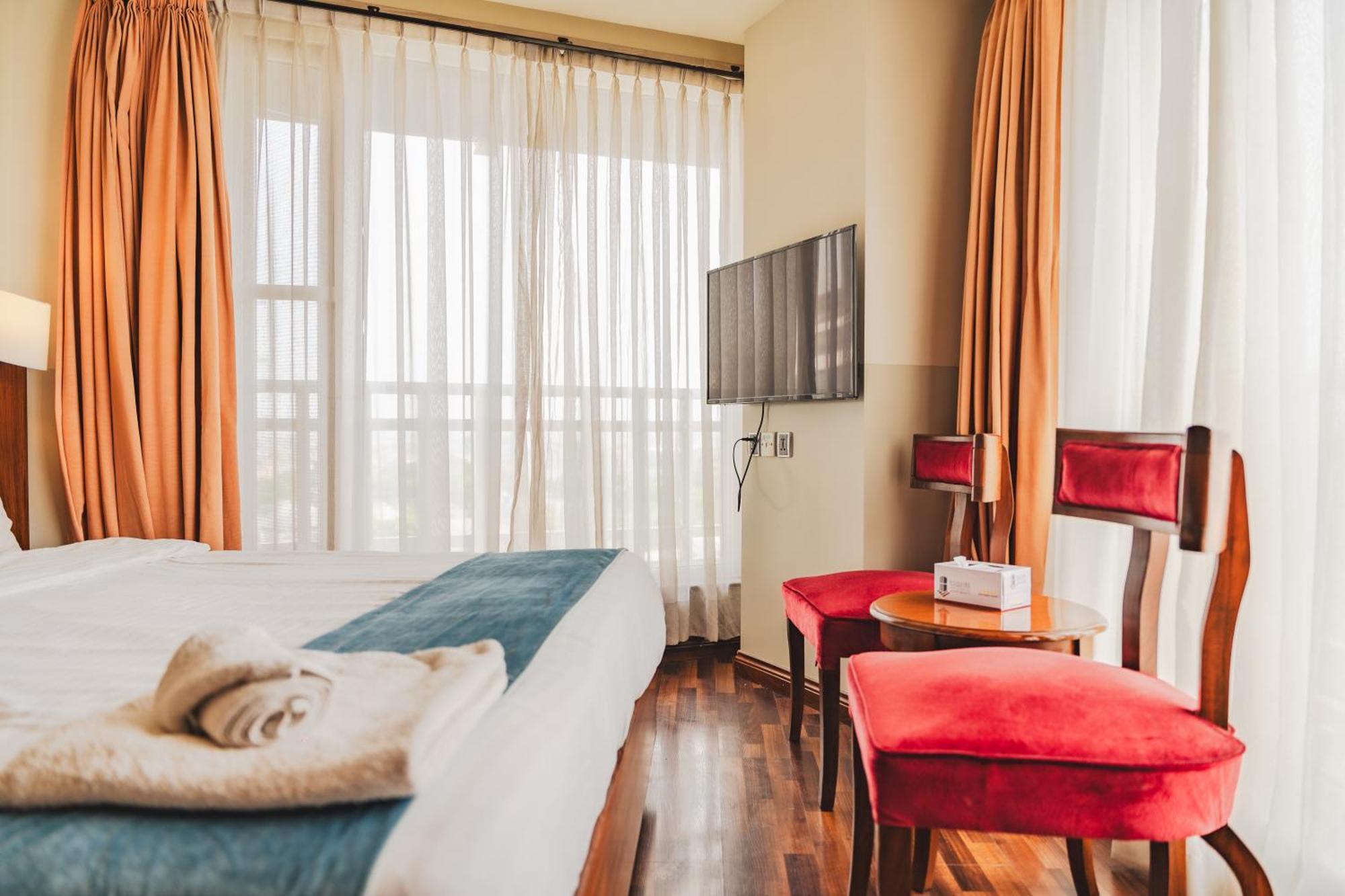 Esquire Hotels & Apartments Rawalpindi Zewnętrze zdjęcie