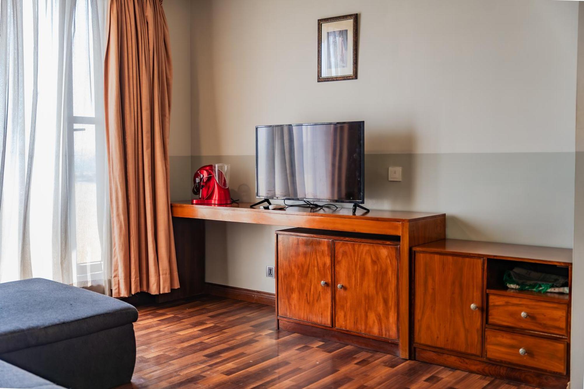 Esquire Hotels & Apartments Rawalpindi Zewnętrze zdjęcie