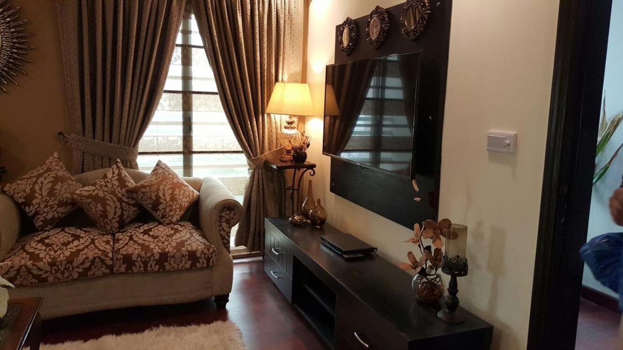 Esquire Hotels & Apartments Rawalpindi Zewnętrze zdjęcie